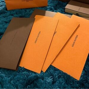 Louis Vuitton Yellow Orange receipt
Envelopes. Each one’s asking $15 or 4 for 50